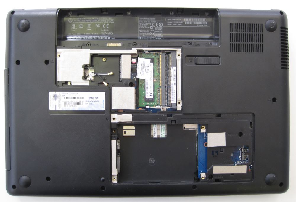 HP Compaq with hard drive and wifi card removed