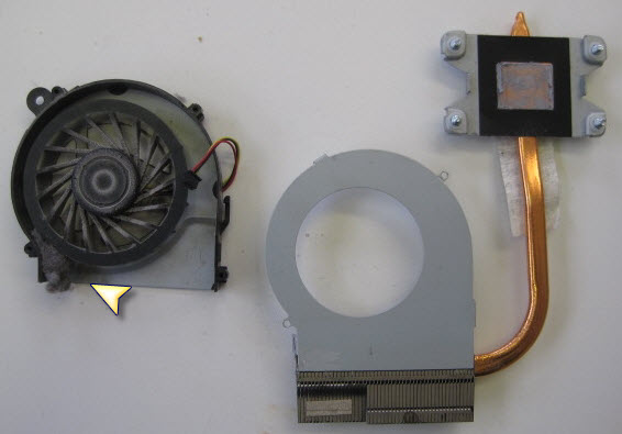 Here we can see the build up of dust that stopped the fan from spinning